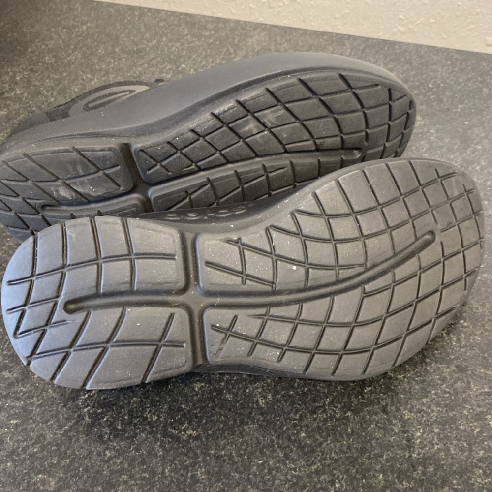 MEN'S OOMG EEZEE LOW SHOE - BLACK 42.5 - Picture 4 of 5